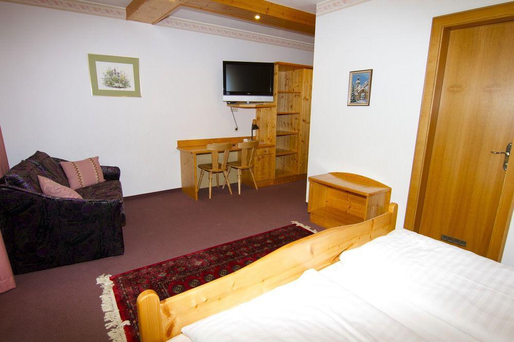 Hotel Rupertihaus Heiligenblut Extérieur photo